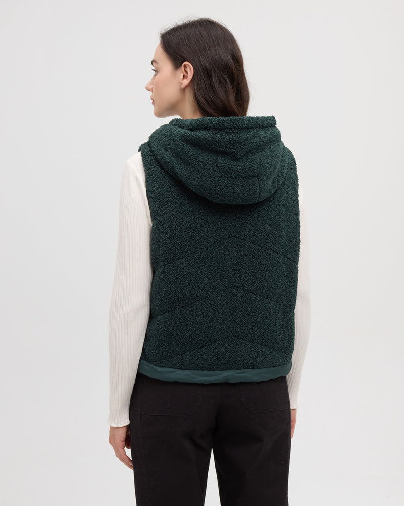 Green-Relax-Reversible-Fleece-Vest