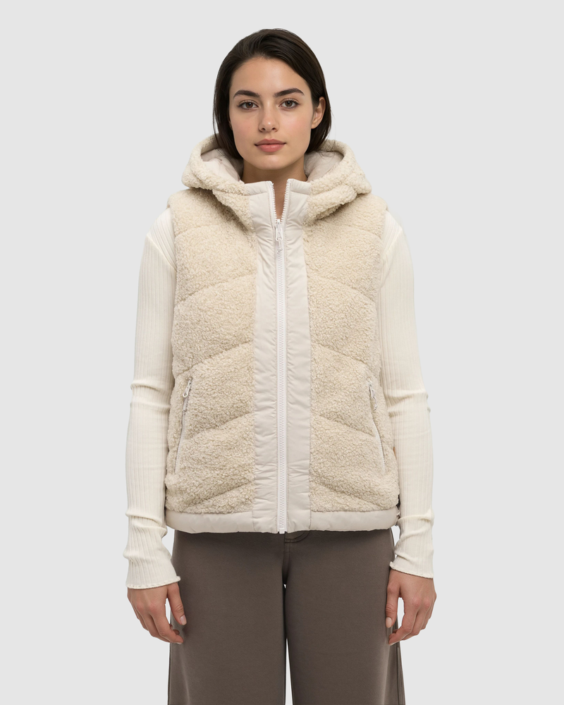Oatmeal-Relax-Reversible-Fleece-Vest